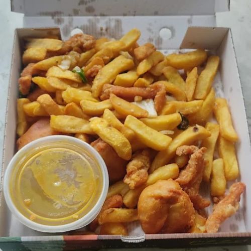 Canteen Fine Asian Cuisine_Curry+chips+box