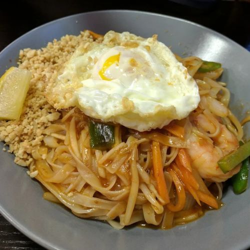 Canteen Fine Asian Cuisine_Pad+Thai+with+egg